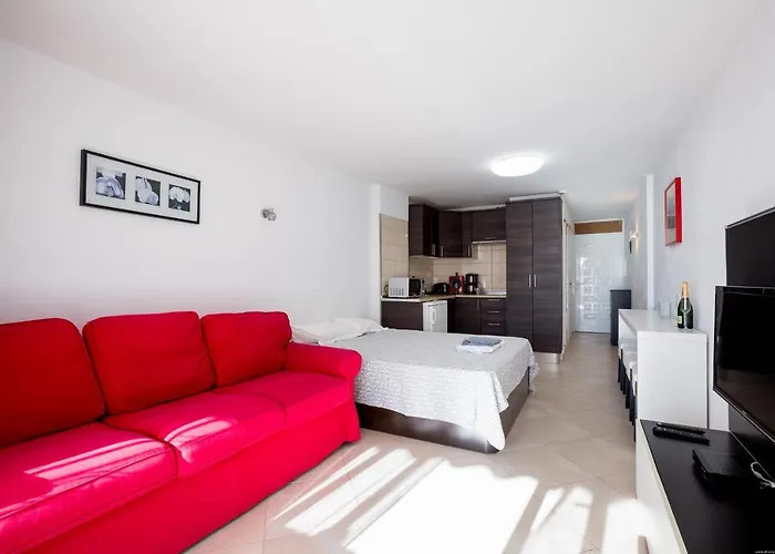 Go2Tenerife Apart\'Mira Balcony W/ Sea View & Pool